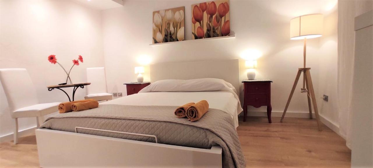 Krly Exclusive Rooms Cagliari Esterno foto
