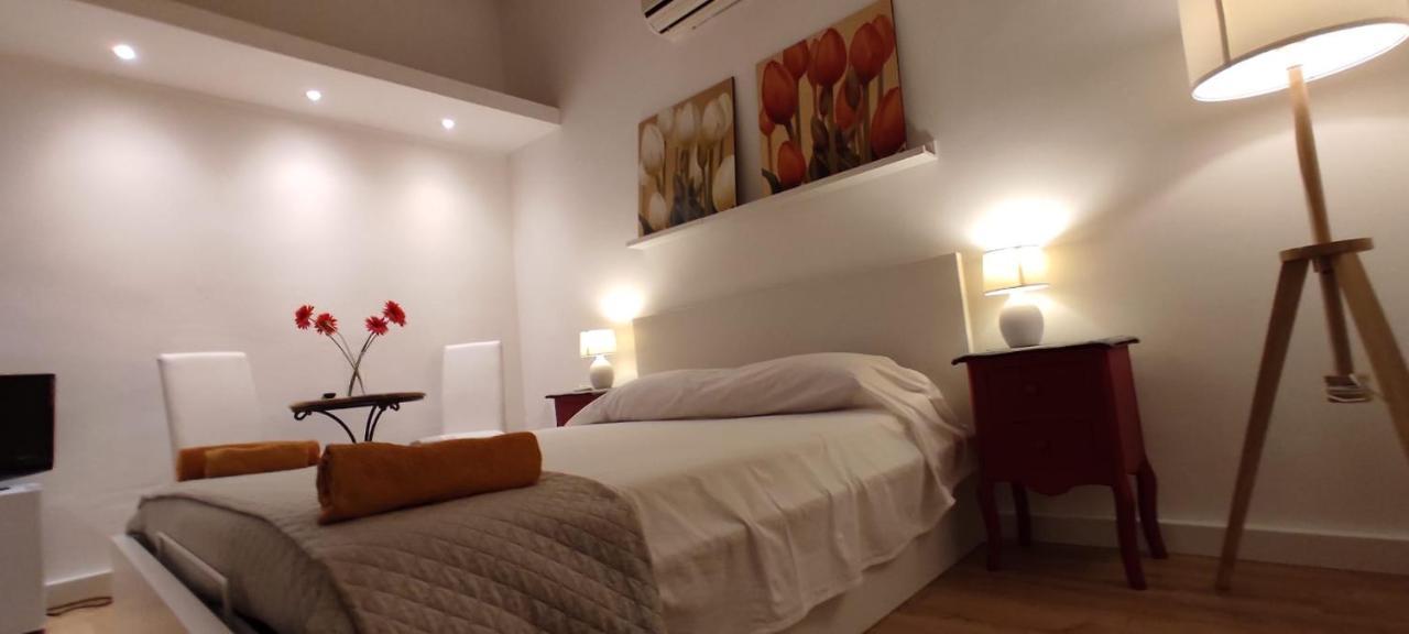 Krly Exclusive Rooms Cagliari Esterno foto