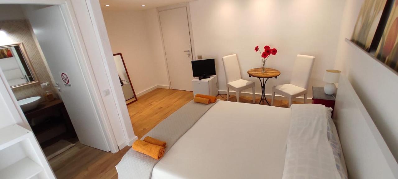 Krly Exclusive Rooms Cagliari Esterno foto